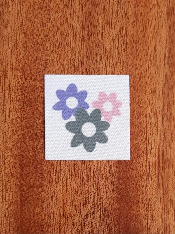 Etiquettes à coudre_Fleurs (lot de 4) – Image 3